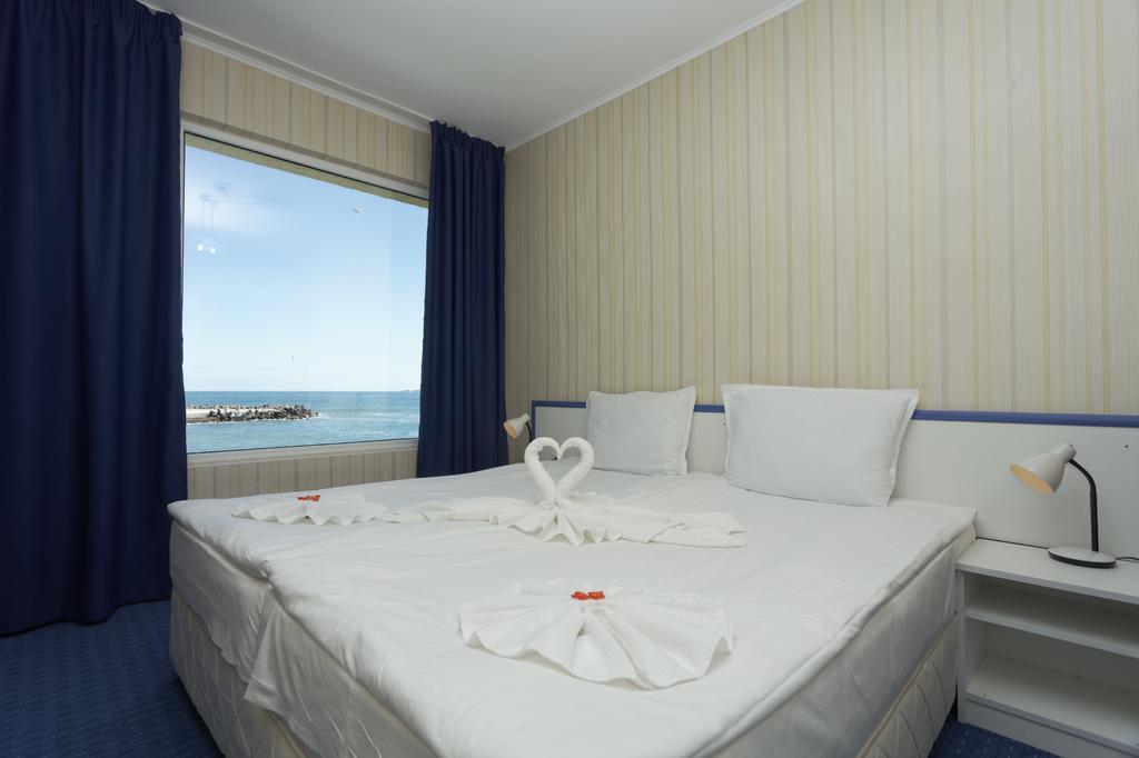 Hotel Marina Kiten  Chambre photo