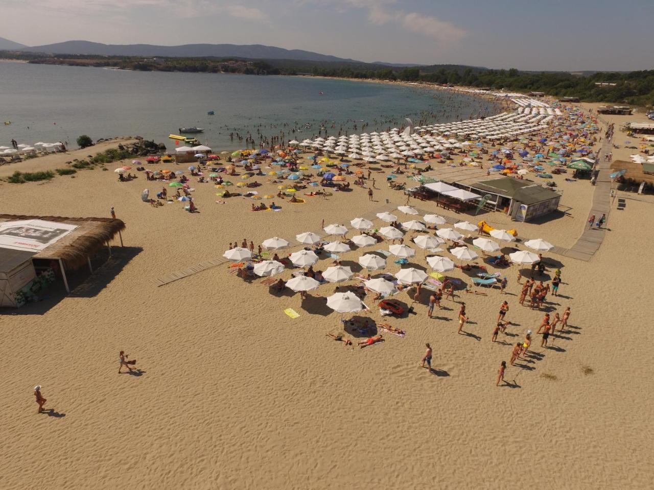 Hotel Marina Kiten  Extérieur photo