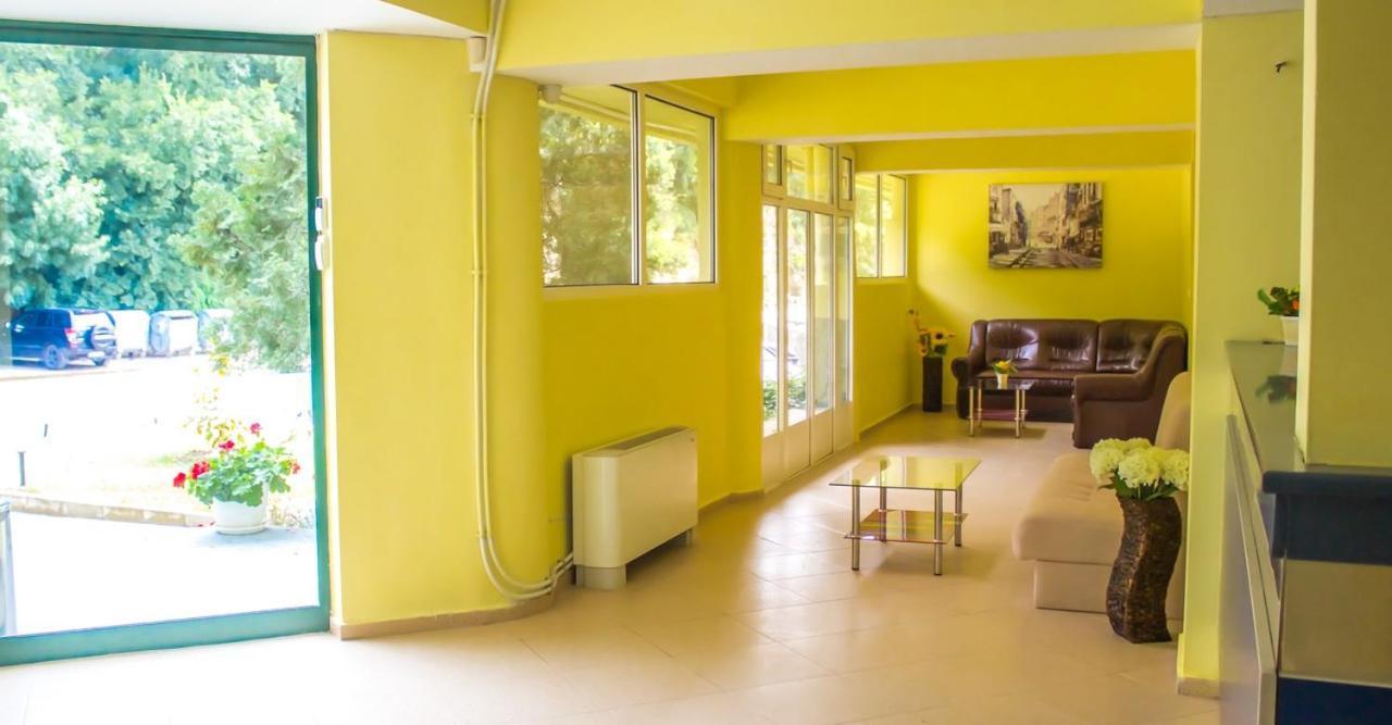 Hotel Marina Kiten  Extérieur photo