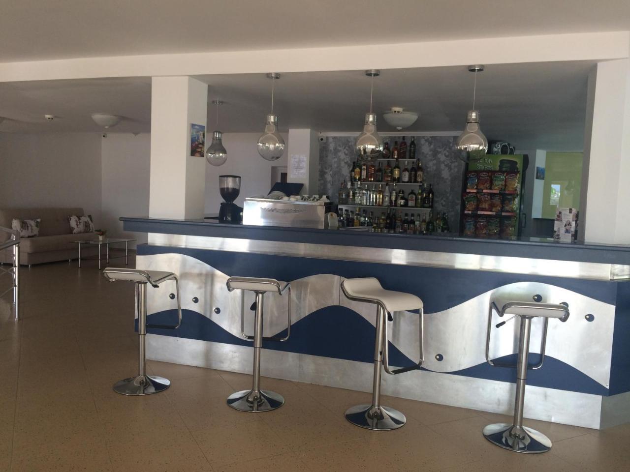 Hotel Marina Kiten  Extérieur photo